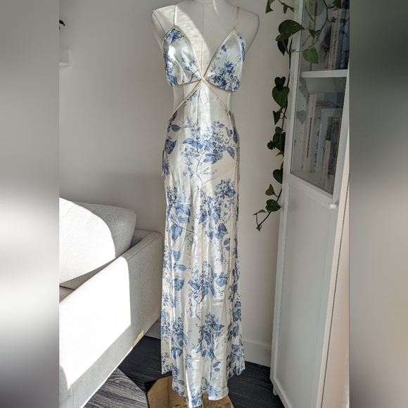 Reformation Poppies Cutout Silk Maxi - Picture 6 of 11